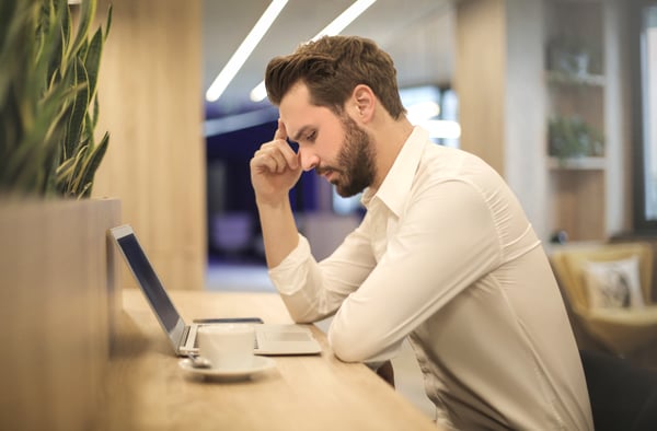 Using the 20-20-20 Rule to Alleviate Eye Strain